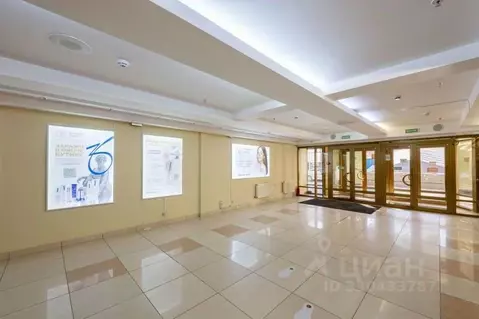Торговая площадь в Санкт-Петербург Думская ул., 4 (10 м)