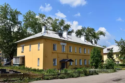 2-к кв. Челябинская область, Копейск пер. Юннатов, 6 (42.7 м)