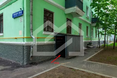 Торговая площадь в Москва Графский пер., 10/12К3 (79 м)