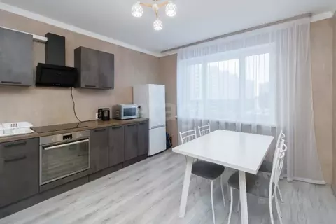 1-к кв. Тюменская область, Тюмень ул. Валентины Трофимовой, 12 (39.5 ...