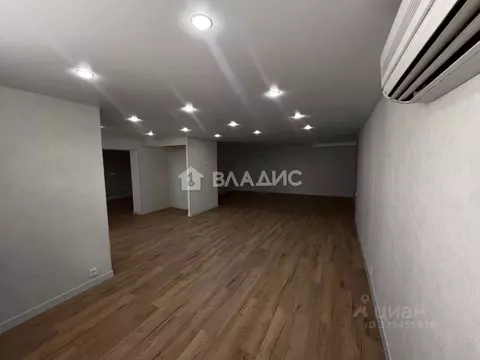 Свободной планировки кв. Волгоградская область, Волгоград ул. Маршала ...