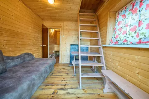 Дом в Псковская область, Псковский район, Тямшанская волость, Мирное ...