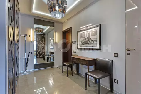 Продается 3-комнатная квартира