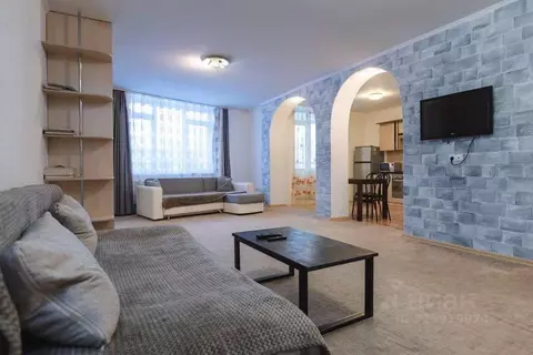 2-к кв. Красноярский край, Красноярск ул. Авиаторов, 42 (60.0 м)