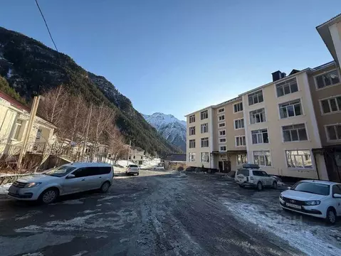 Участок в Кабардино-Балкария, Эльбрусский район, с. Терскол ул. ...