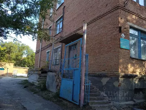 Помещение свободного назначения в Саратовская область, Дергачи рп ул. ...