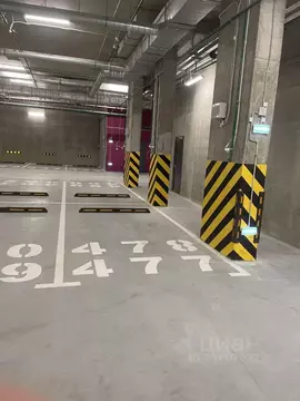 Гараж в Санкт-Петербург просп. Крузенштерна, 2 (18 м)