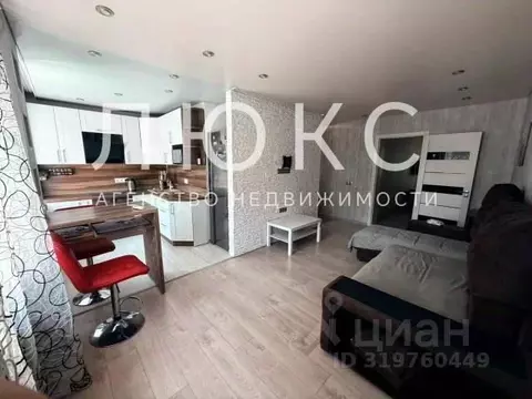 2-к кв. Кемеровская область, Новокузнецк ул. Сеченова, 11 (42.7 м)