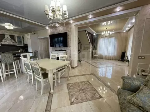 Дом в Белгородская область, Белгородский район, Дубовское с/пос, пос. ...