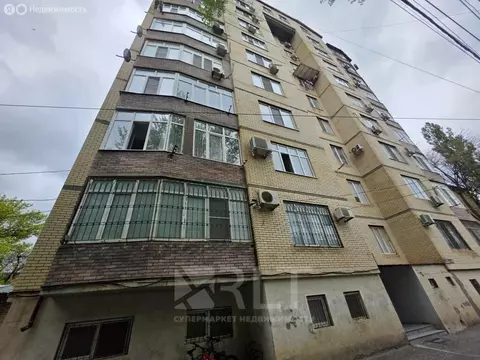 3-комнатная квартира: Махачкала, улица Танкаева, 63Б (100 м)