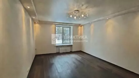 Продается 3-комнатная квартира