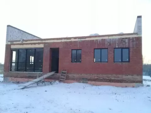 Дом в Челябинская область, Копейский городской округ, с. Калачево ул. ...