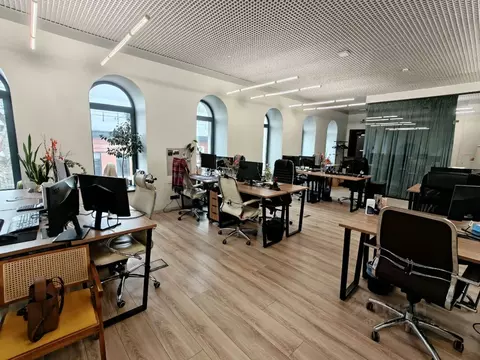 Офис в Москва Цветной бул., 25С5 (383 м)