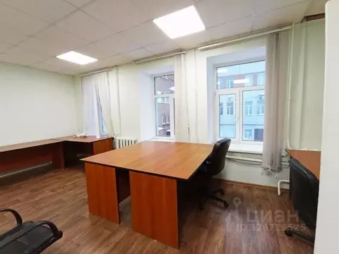 Офис в Санкт-Петербург 17-я Васильевского острова линия, 4-6Е (73 м)