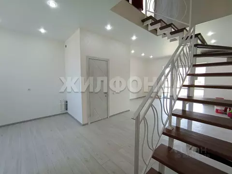 Таунхаус в Хакасия, Усть-Абаканский район, с. Калинино ул. Кремлевская ...