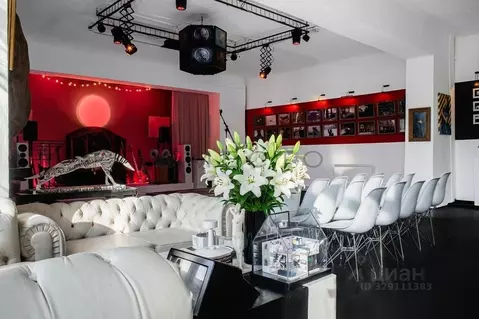 Офис в Москва Берсеневский пер., 5С3 (250 м)