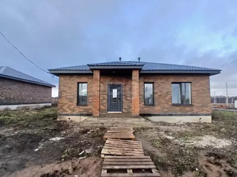 Дом в Башкортостан, Иглинский район, Акбердинский сельсовет, д. ...