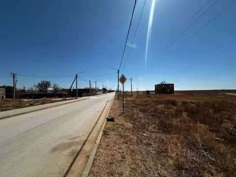 Участок в Крым, Сакский район, с. Суворовское  (6.0 сот.)