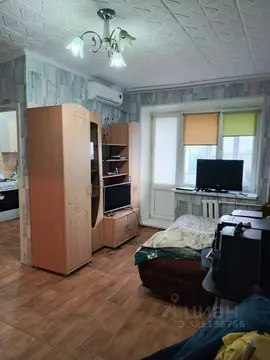 1-к кв. Оренбургская область, Орск просп. Мира, 3 (30.3 м)