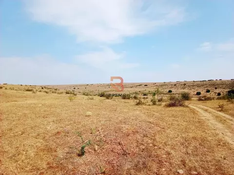 Участок в Крым, Бахчисарайский район, Ароматненское с/пос, с. ...