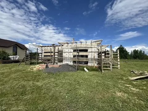 Участок в Белгородская область, Старооскольский городской округ, с. ...