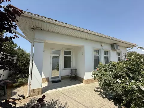 Дом в Крым, Сакский район, Уютненское с/пос, Приморье садовое ...