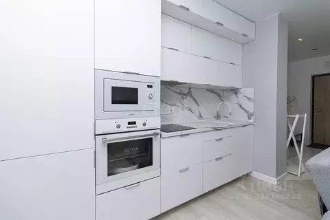 2-к кв. Тюменская область, Тюмень ул. Стройотрядовская, 16 (50.7 м)