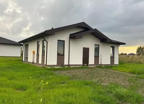Дом в Ленинградская область, Ломоносовский район, д. Низино ул. ...