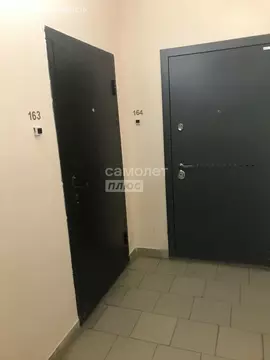 1-комнатная квартира: Омск, проспект Комарова, 11/4 (38 м)