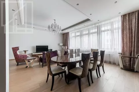 3-к кв. Москва Большая Татарская ул., 7к4 (150.0 м)