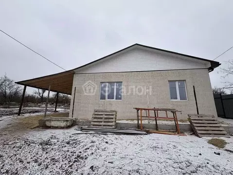 Дом в Волгоградская область, Волгоград Наука СНТ,  (80 м)