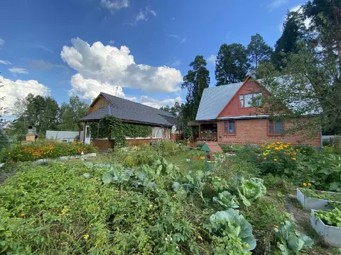 Продается дача в СНТ Сокол