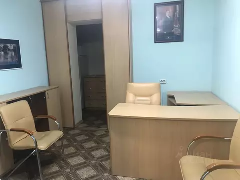 Офис в Свердловская область, Екатеринбург бул. Сиреневый, 8 (78 м)