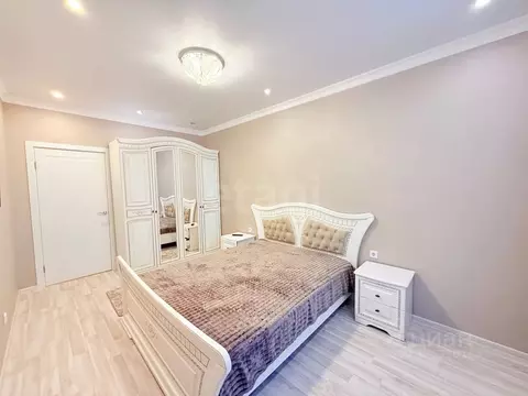 2-к кв. Татарстан, Казань Комсомольская ул., 1 (80.0 м)