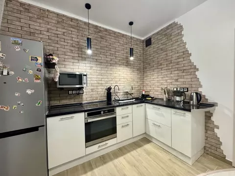 1-к кв. Москва пос. ЛМС, Центральный мкр, 35 (40.6 м)