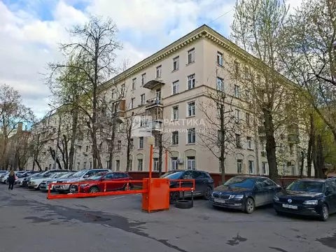 Продается комната в 3-комнатной квартире