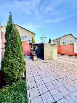 Таунхаус в Челябинская область, Магнитогорск Родниковая ул., 27 (148 ...