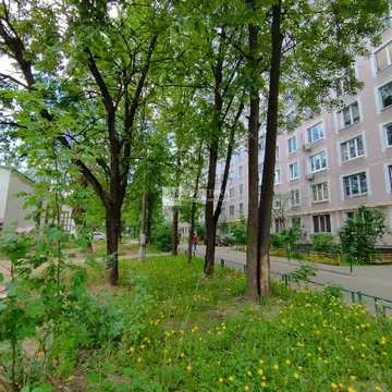 Продается 4-комнатная квартира