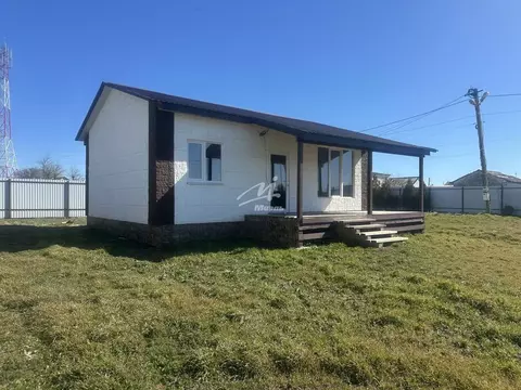 Дом в Крым, Сакский район, Уютненское с/пос ул. Центральная (75 м)