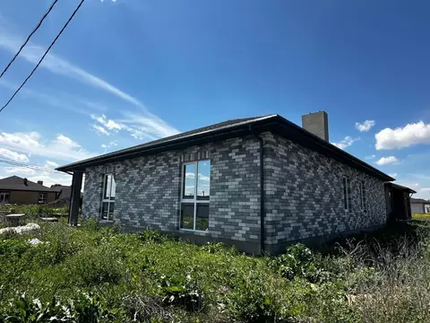 Дом в Волгоградская область, Среднеахтубинский район, Фрунзенское ...