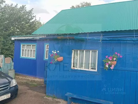 Дом в Башкортостан, Буздякский район, с. Кузеево ул. Ленина, 62 (60 м)