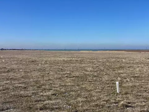 Участок в Крым, Сакский район, с. Штормовое  (6.03 сот.)