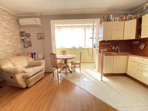 3-к кв. Самарская область, Самара Белорусская ул., 131 (76.3 м)