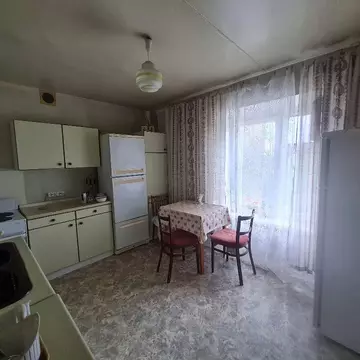 Продается 2-комнатная квартира