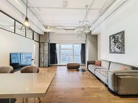 2-к кв. Москва 1-й Красногвардейский проезд, 15 (79.0 м)