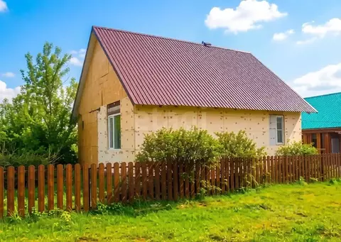 Дом в Алтайский край, Алтайский район, Айский сельсовет, с. Ая ул. ...