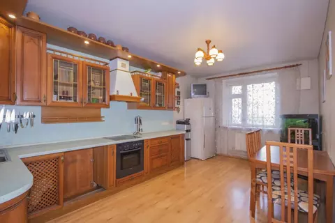 3-к кв. Свердловская область, Екатеринбург ул. Московская, 225к4 ...