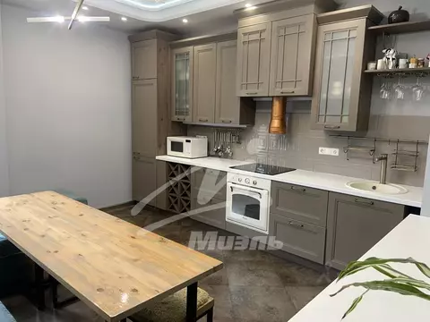 3-к кв. Московская область, Ленинский городской округ, Дрожжино пгт ш. ...