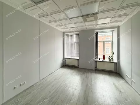 Офис в Санкт-Петербург ул. Константина Заслонова, 7 (347 м)