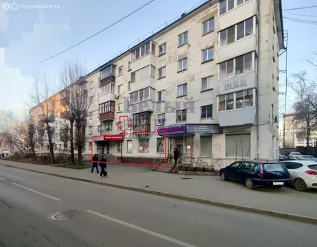 Торговая площадь (135 м)